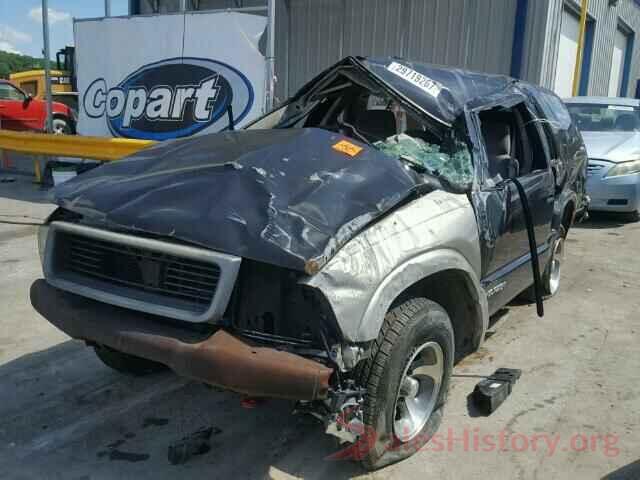 3GNAXHEV4JL108782 2004 CHEVROLET BLAZER