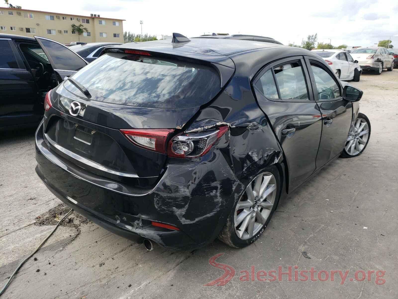 JM1BN1M31H1135062 2017 MAZDA 3