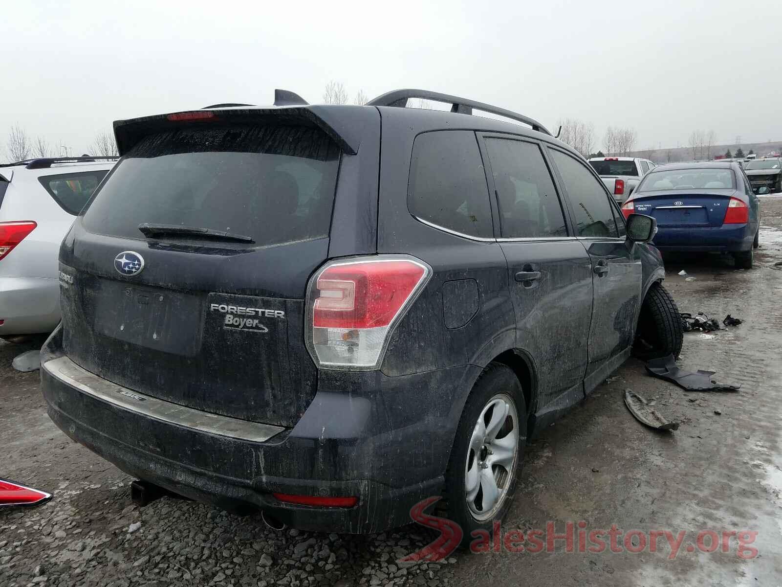 JF2SJEWC8JH559885 2018 SUBARU FORESTER