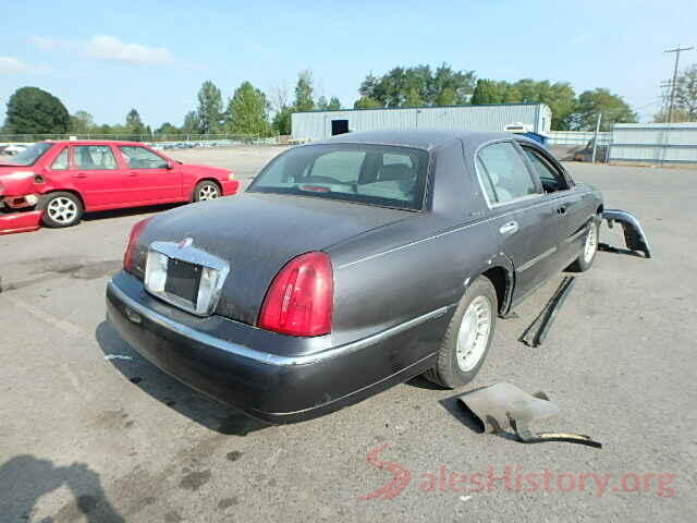 4S4WMAHDXK3421510 2001 LINCOLN TOWNCAR