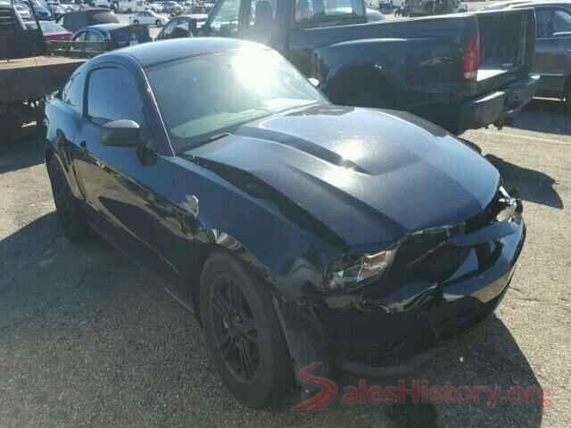 3KPA25AB1JE057490 2012 FORD MUSTANG