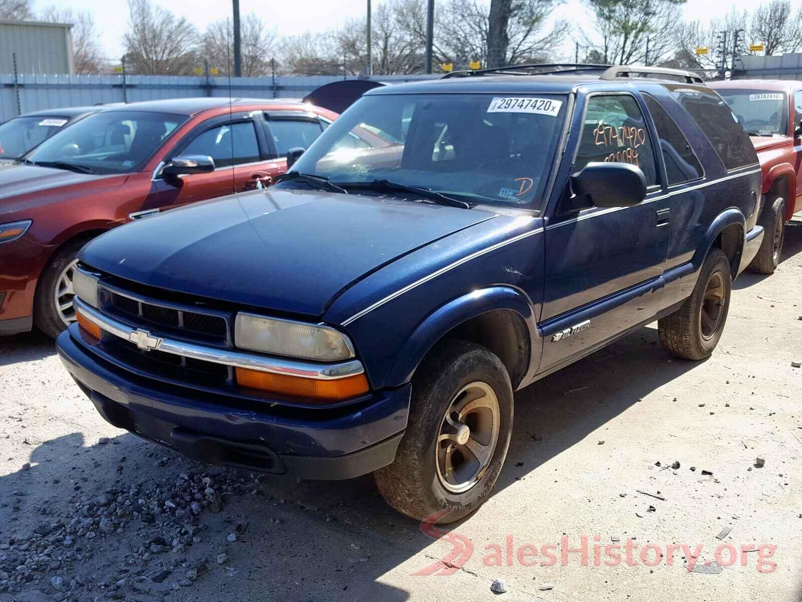 3KPFL4A79JE220556 2004 CHEVROLET BLAZER