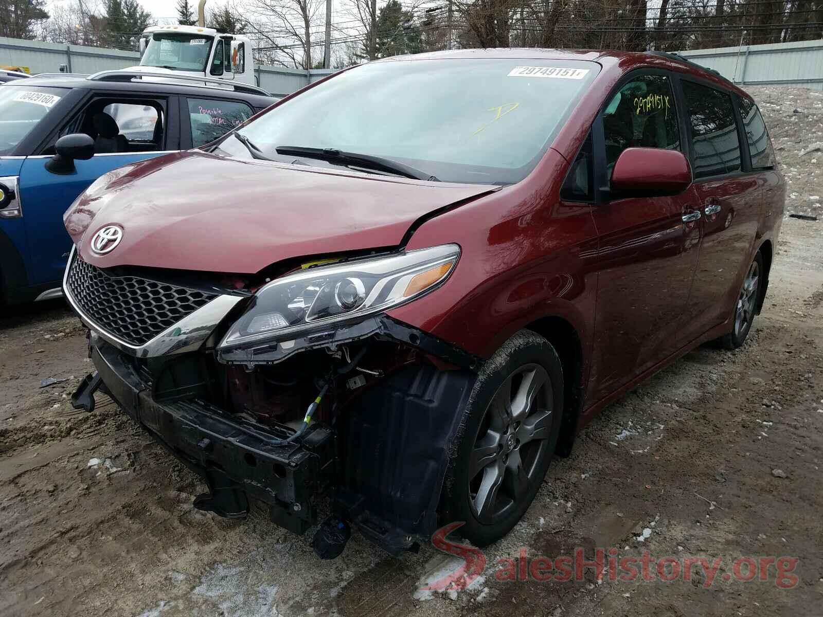 5TDXZ3DC9HS811637 2017 TOYOTA SIENNA