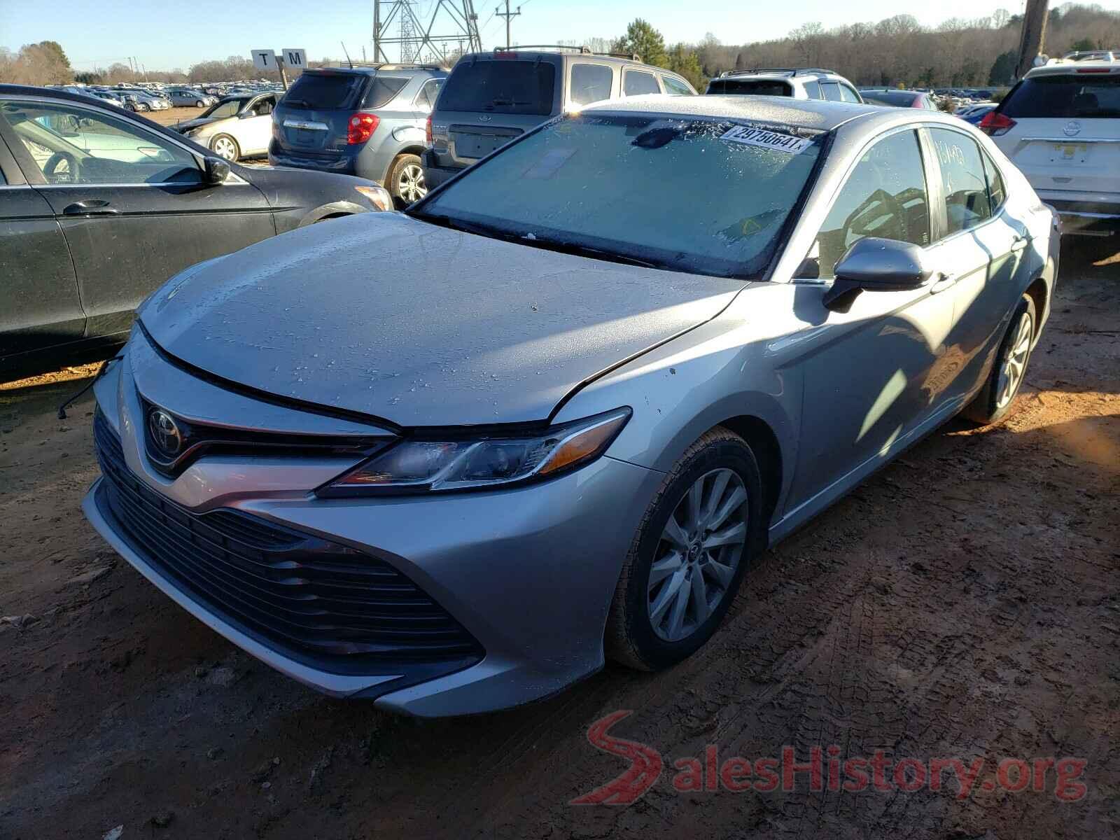 JTNB11HK9J3032586 2018 TOYOTA CAMRY