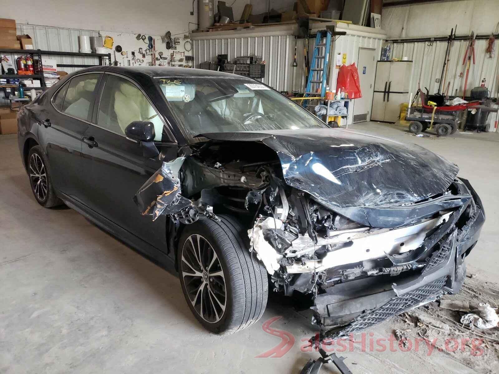 JTNB11HK4J3014917 2018 TOYOTA CAMRY