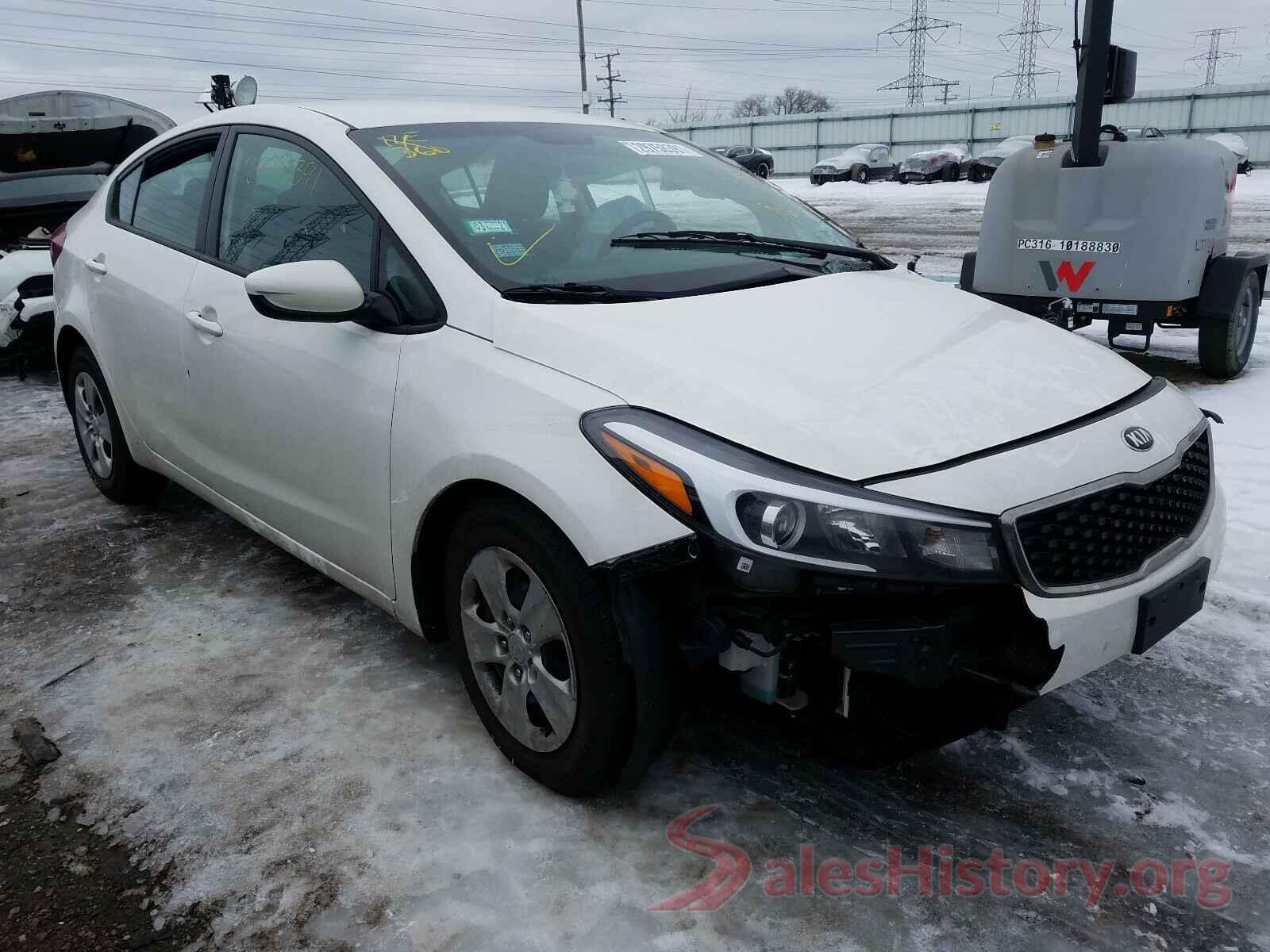 3KPFK4A78HE108845 2017 KIA FORTE