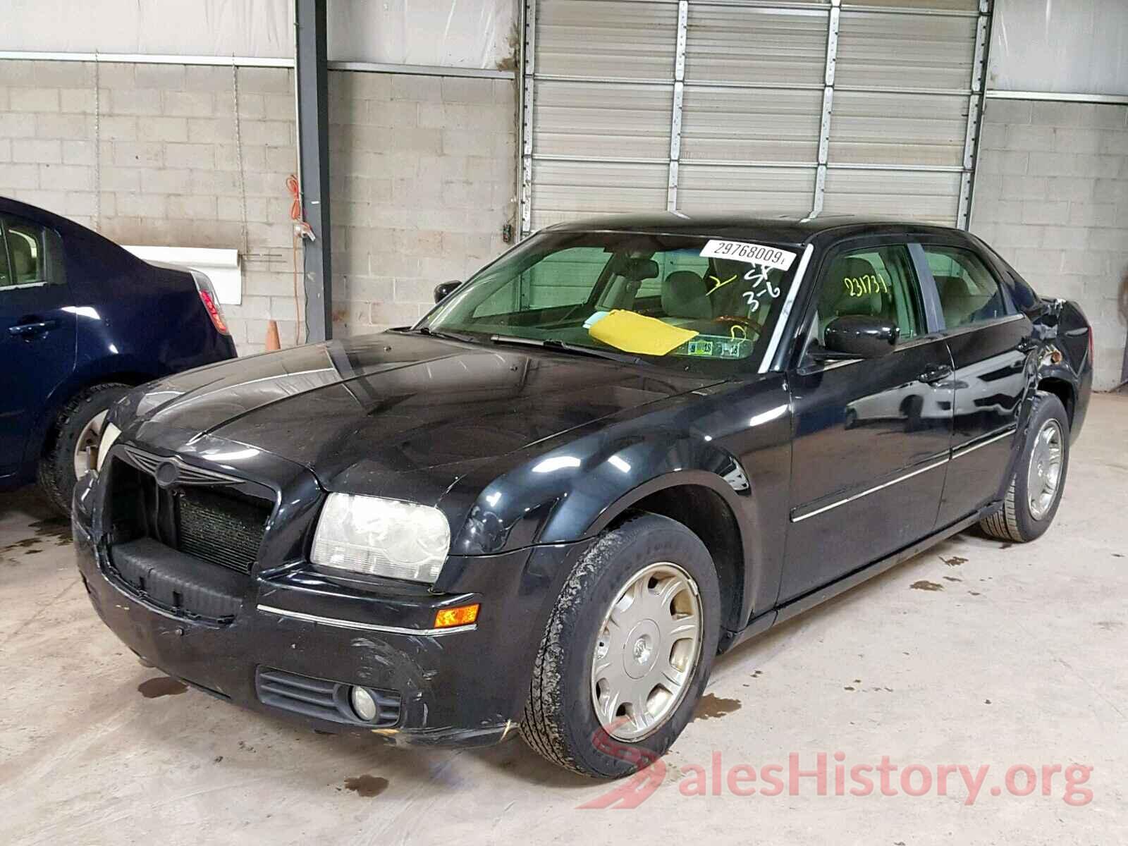 JF2GTACC1K8331337 2005 CHRYSLER 300