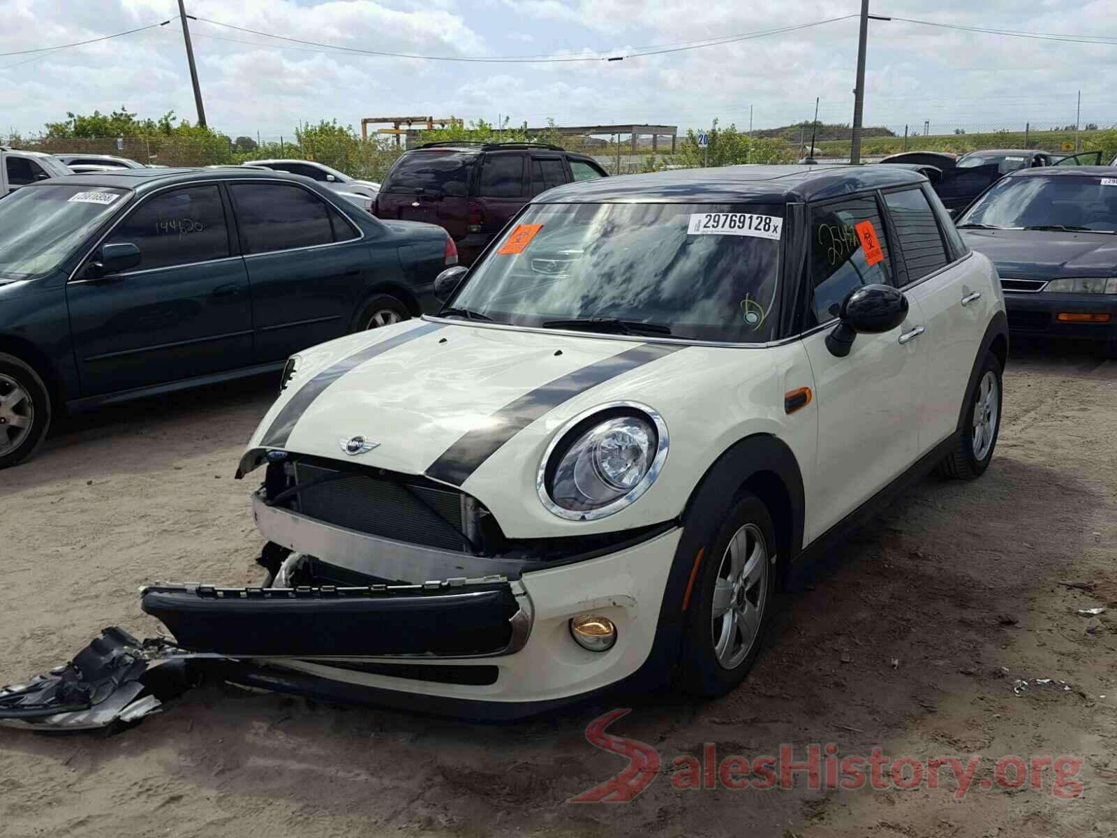 3N1AB7AP2KY219119 2015 MINI COOPER