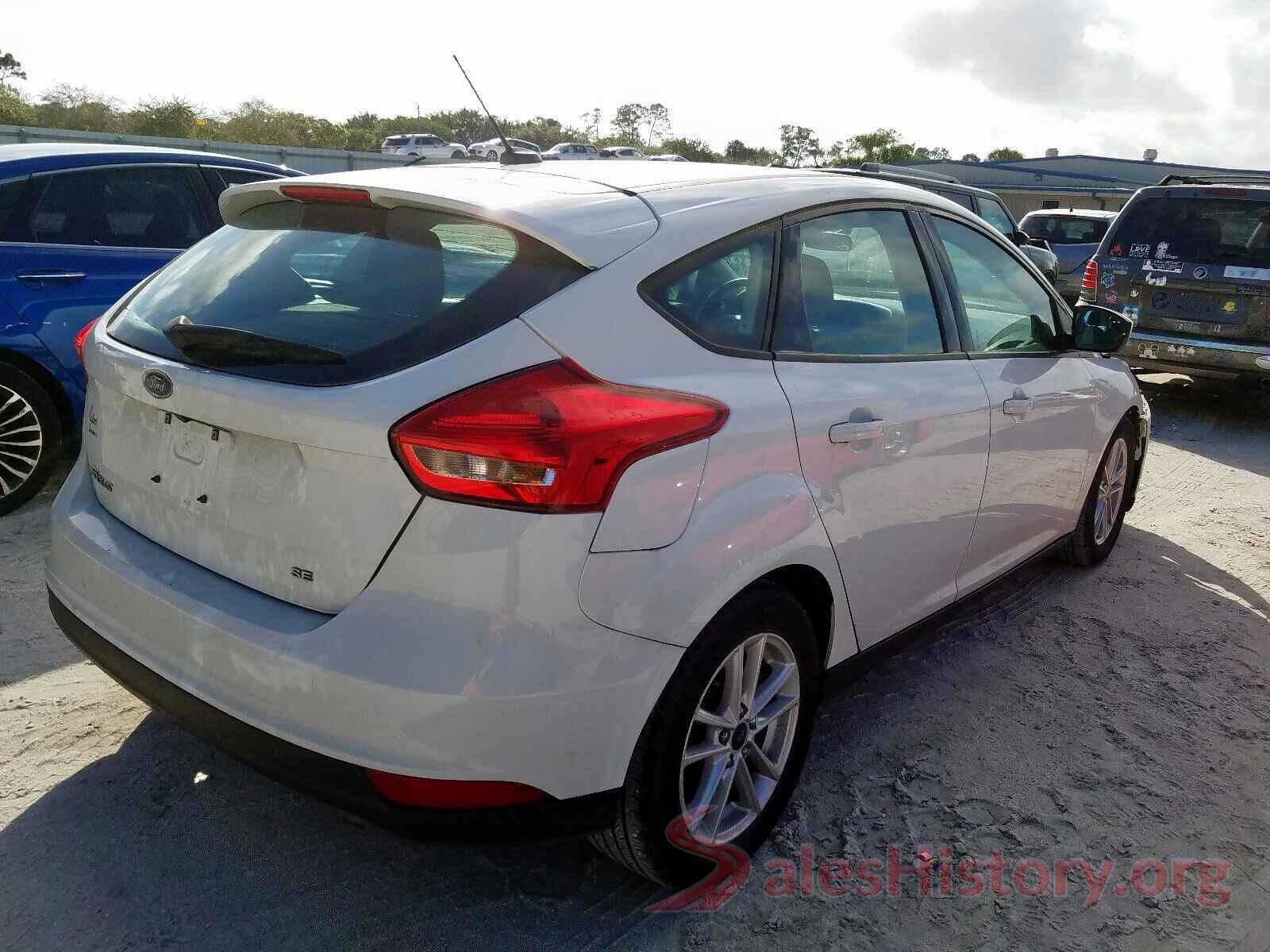 5YJSA1E47JF249096 2018 FORD FOCUS