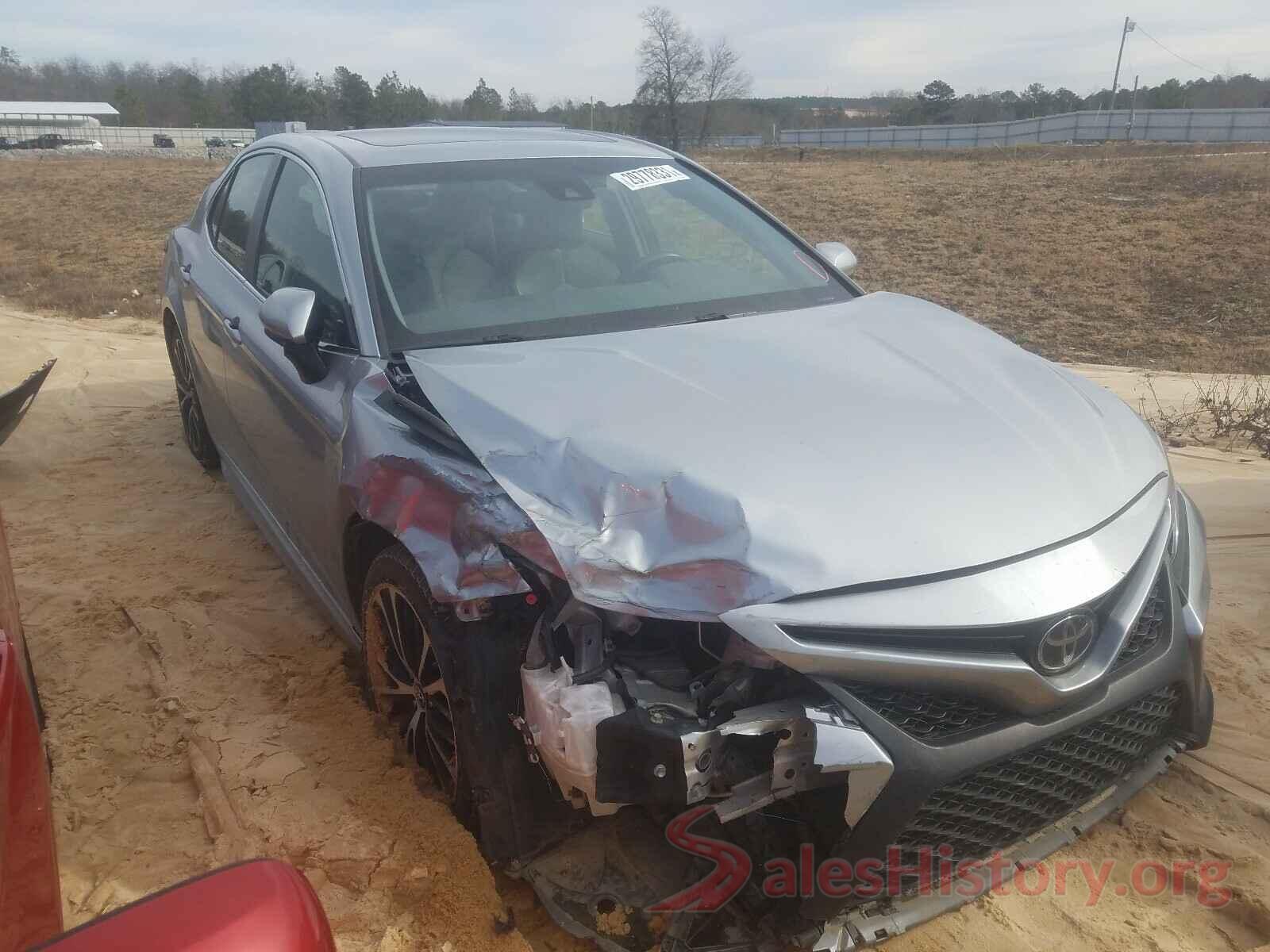 JTNB11HK1J3047390 2018 TOYOTA CAMRY