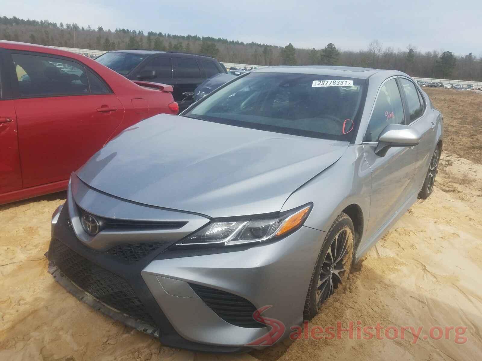 JTNB11HK1J3047390 2018 TOYOTA CAMRY