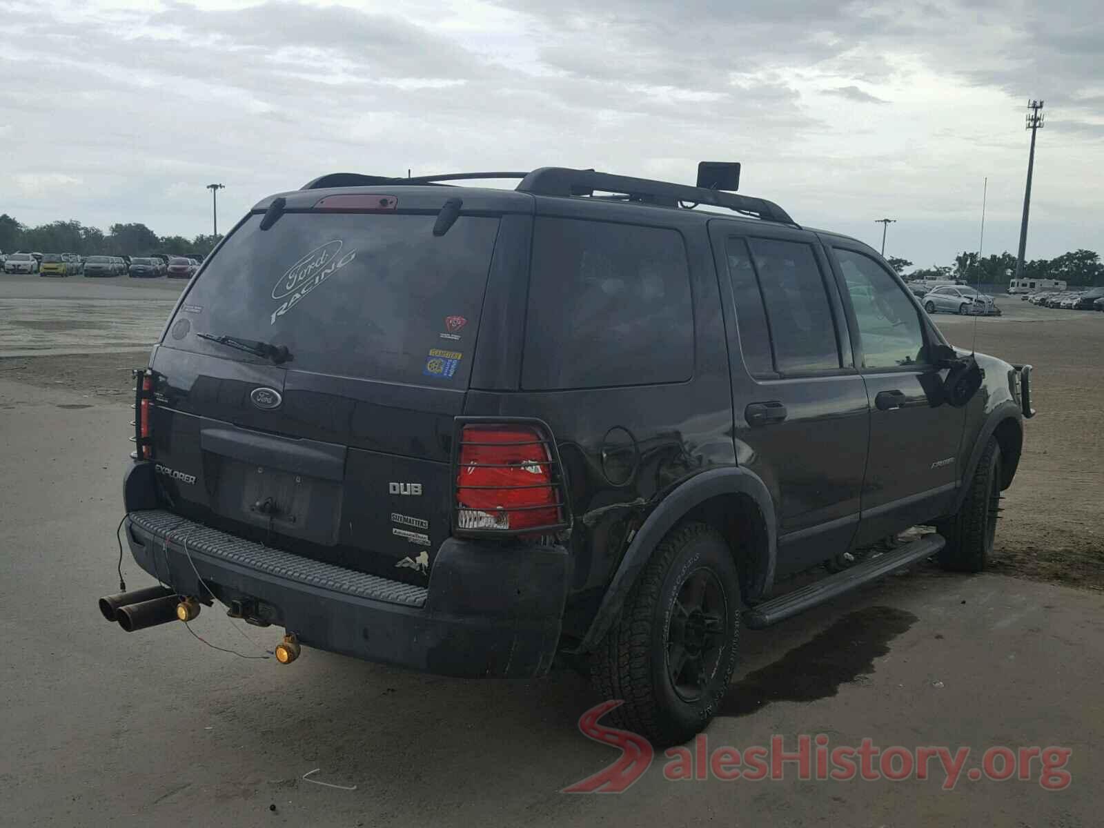 3C4NJCBB9JT471216 2005 FORD EXPLORER