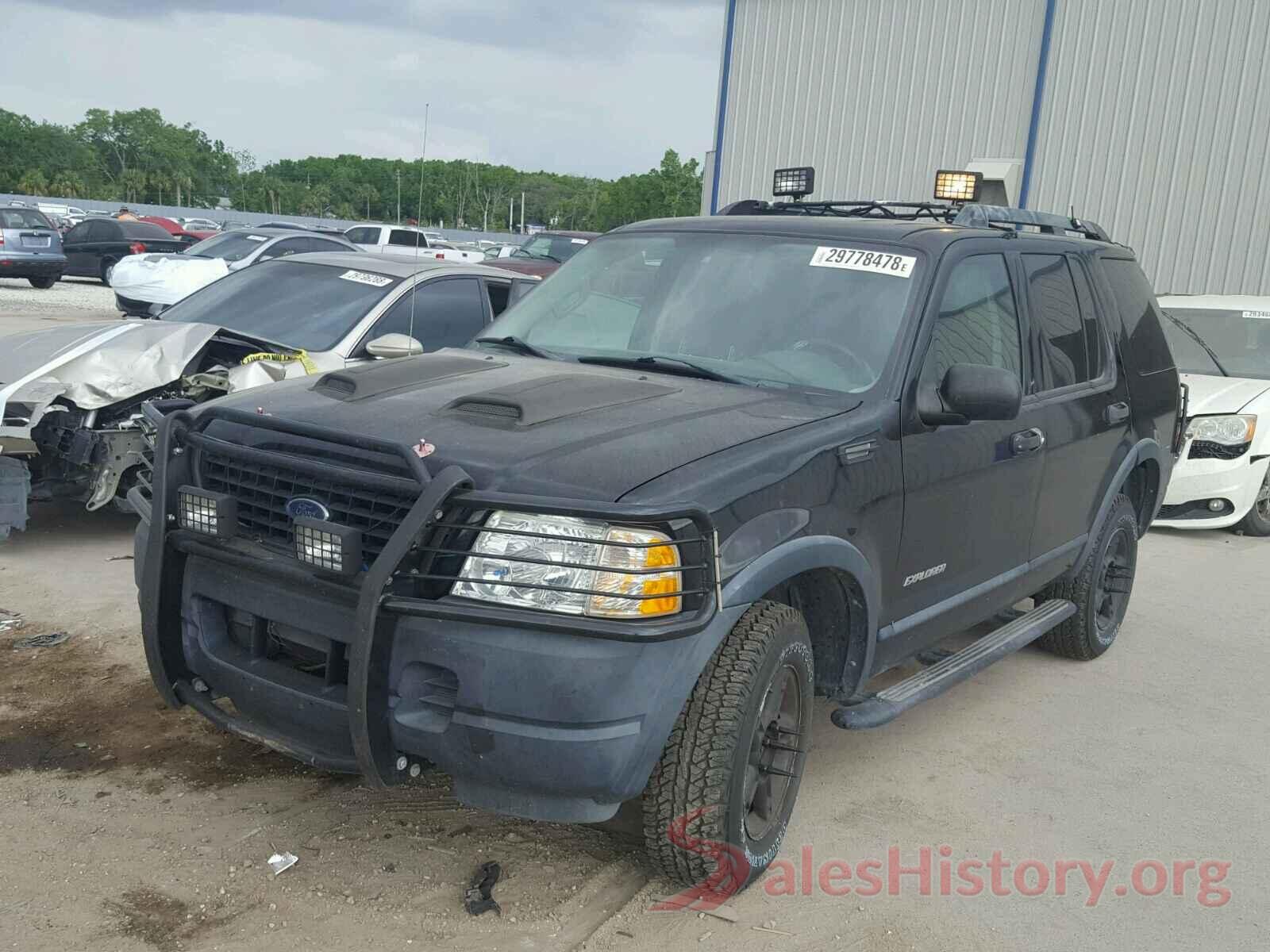 3C4NJCBB9JT471216 2005 FORD EXPLORER