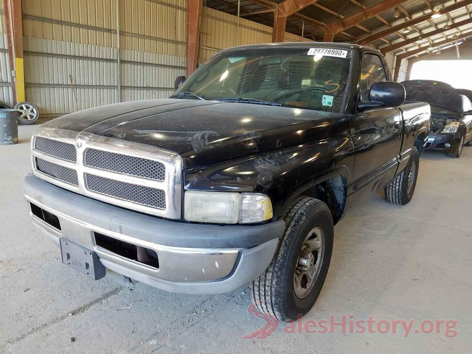 2HGFC2F64KH551072 2000 DODGE RAM 1500