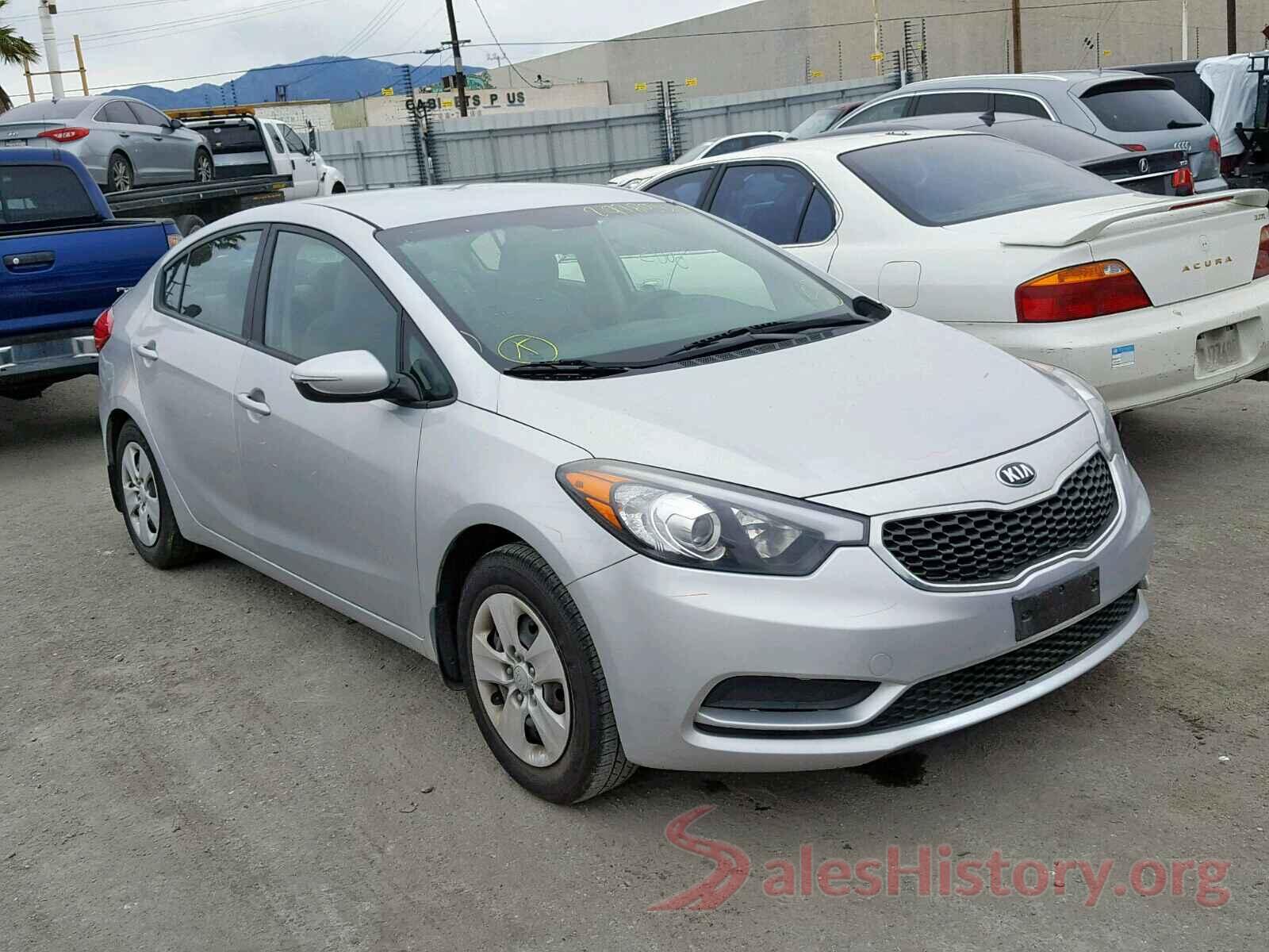 5YFBURHE5HP672686 2016 KIA FORTE