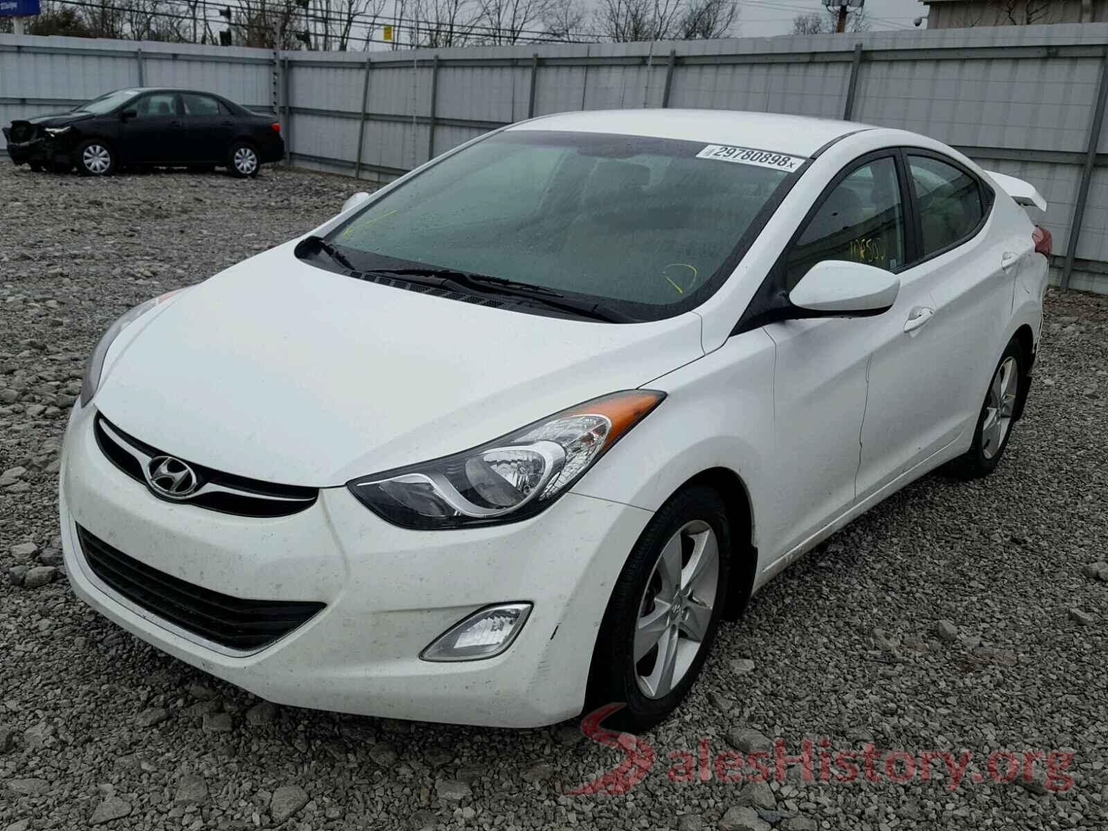 5NMZTDLB4JH073487 2013 HYUNDAI ELANTRA