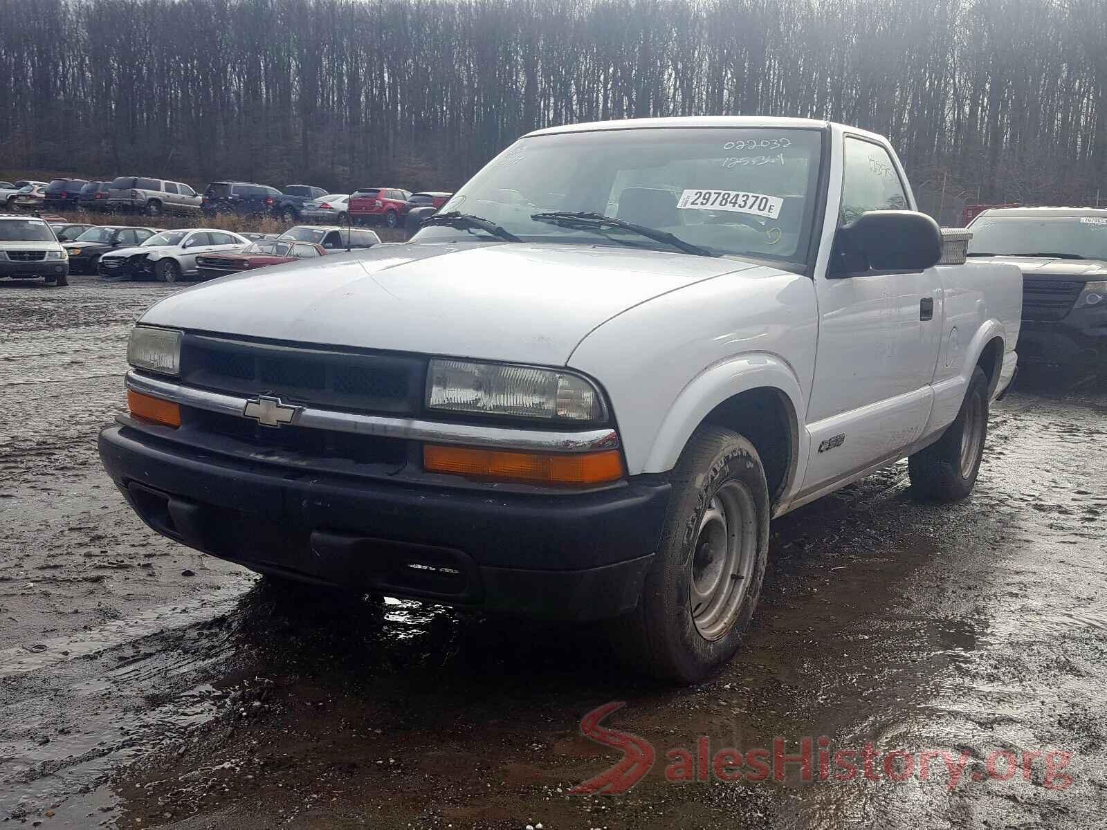 JF2GTAEC5KH347828 2002 CHEVROLET S10