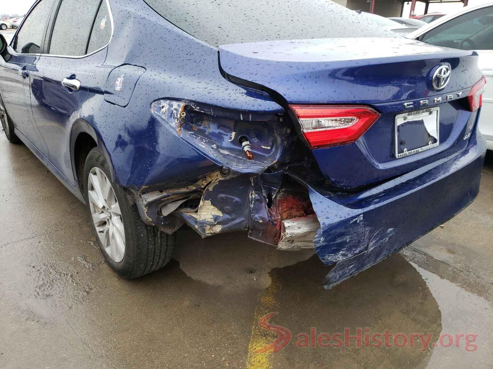 4T1B11HK7JU669129 2018 TOYOTA CAMRY