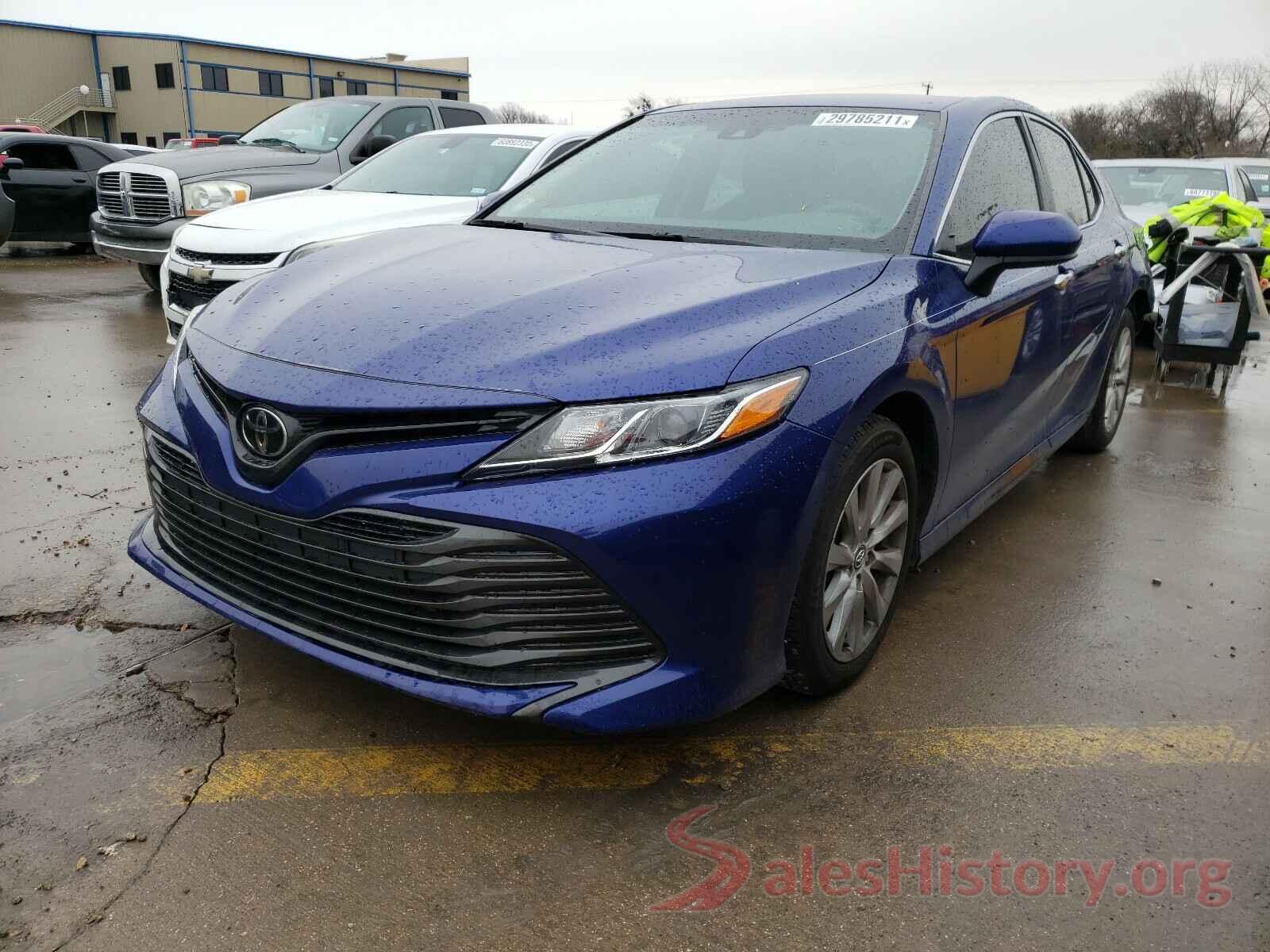 4T1B11HK7JU669129 2018 TOYOTA CAMRY