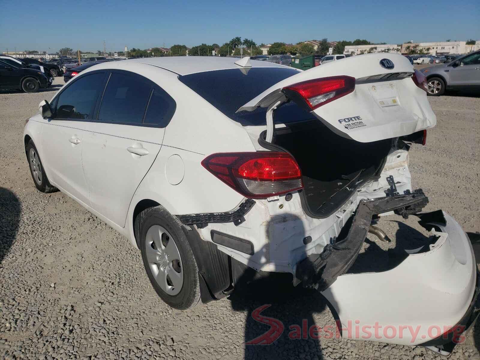 3KPFK4A76JE245000 2018 KIA FORTE