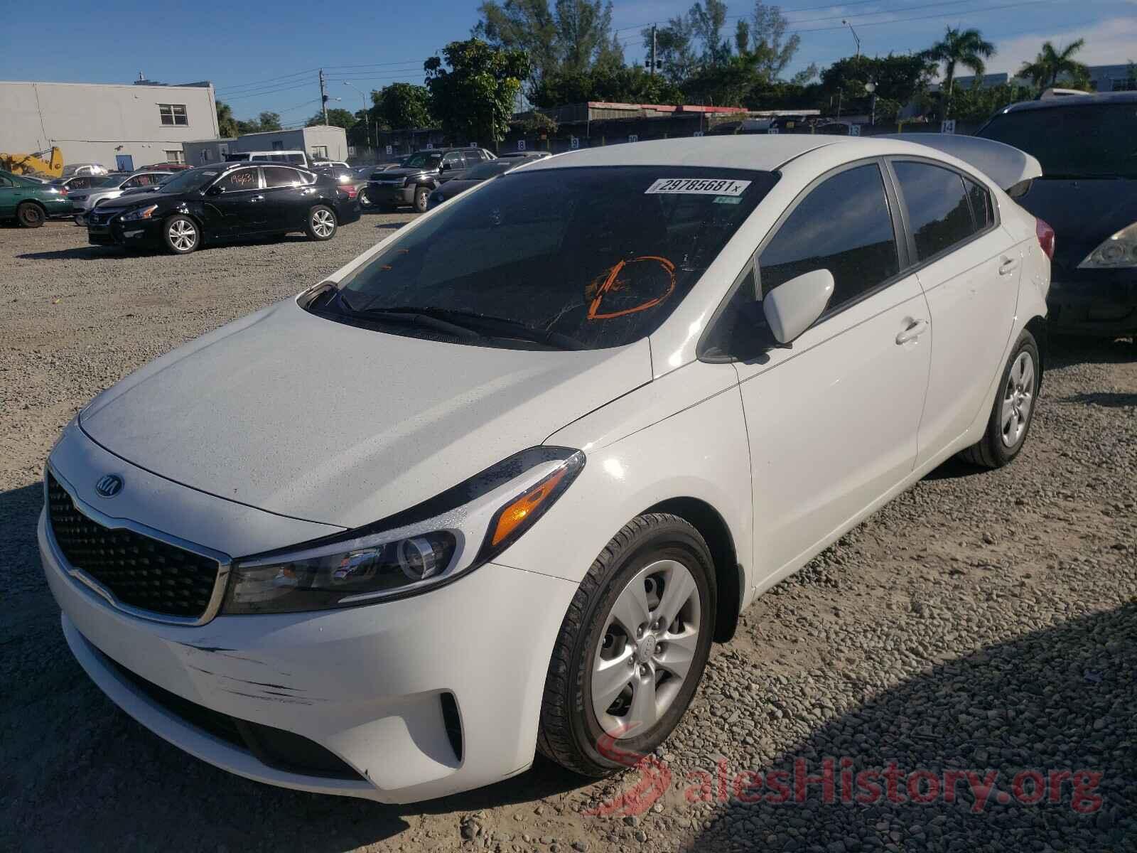 3KPFK4A76JE245000 2018 KIA FORTE