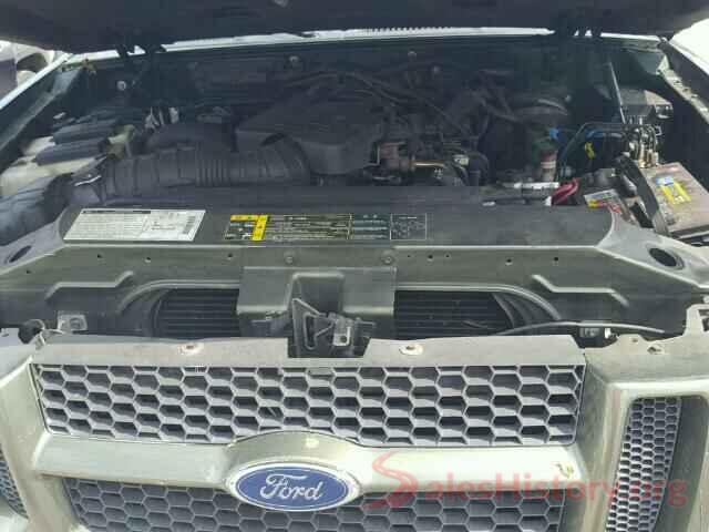 3N1CP5CU0JL533901 2001 FORD EXPLORER