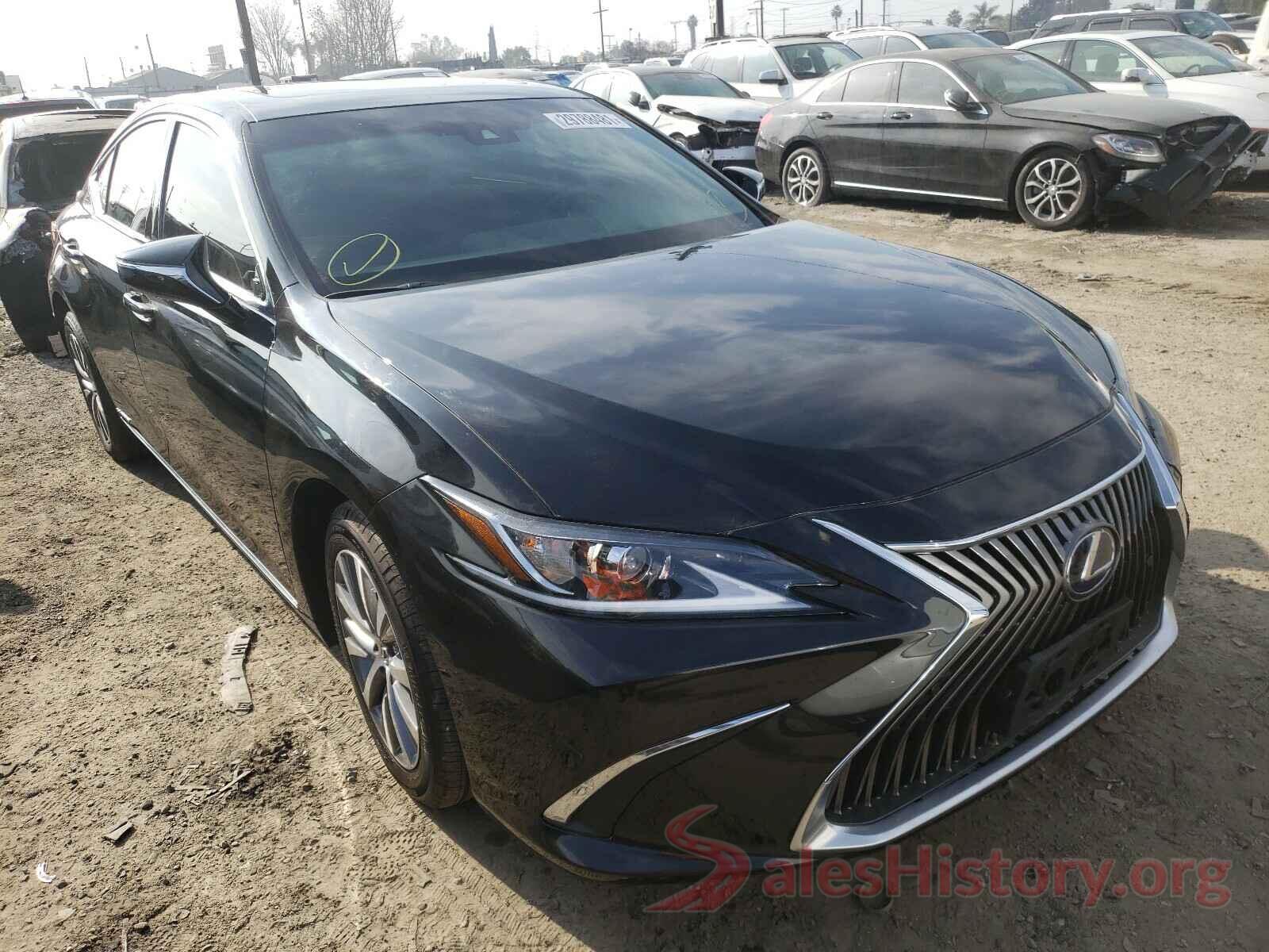 58AD21B12LU009551 2020 LEXUS ES300