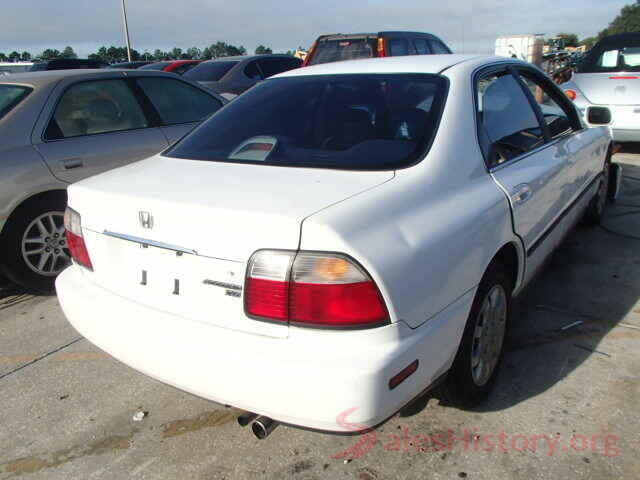 ML32F3FJ6HHF17993 1997 HONDA ACCORD