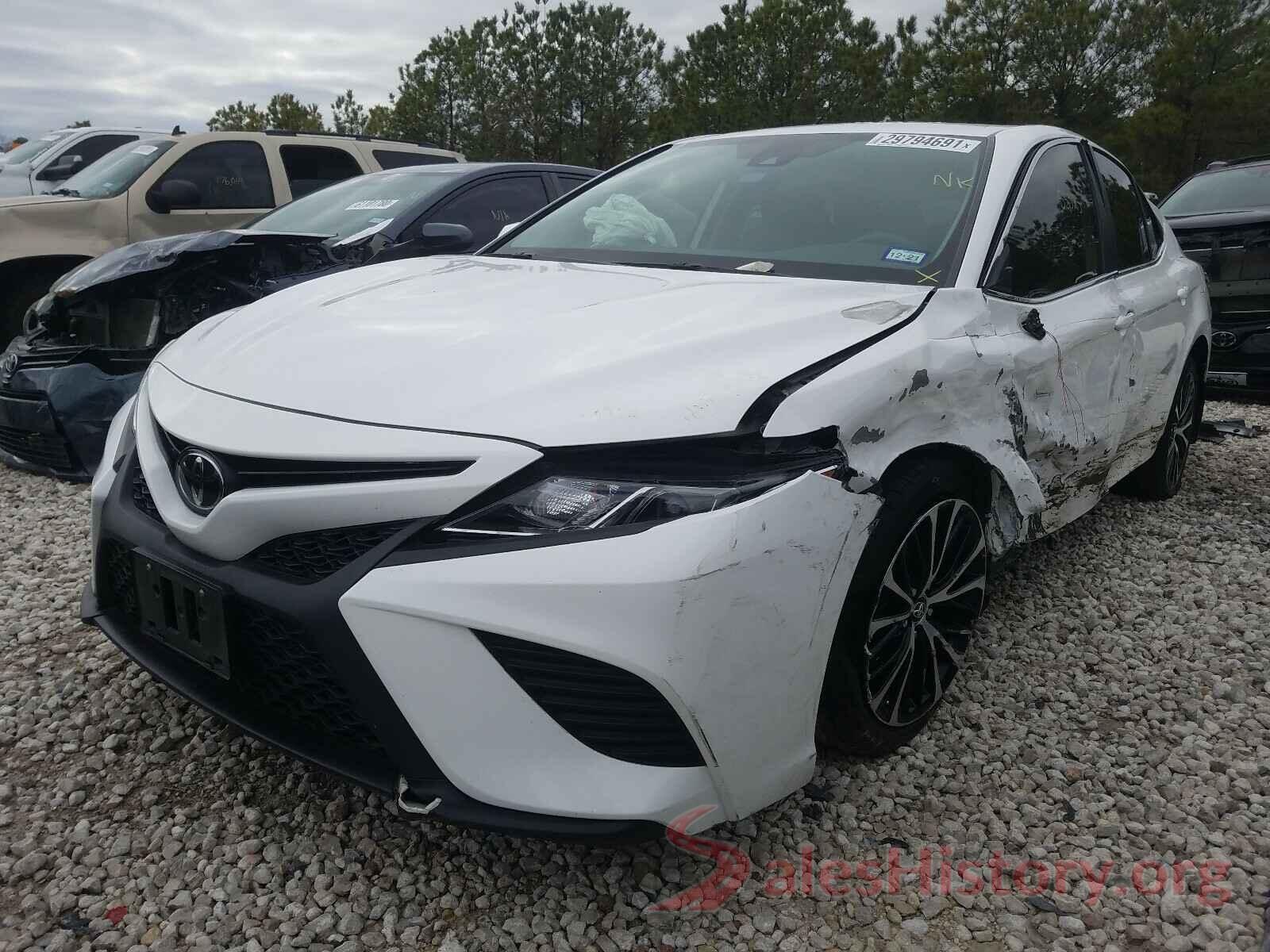 4T1B11HK5KU679157 2019 TOYOTA CAMRY