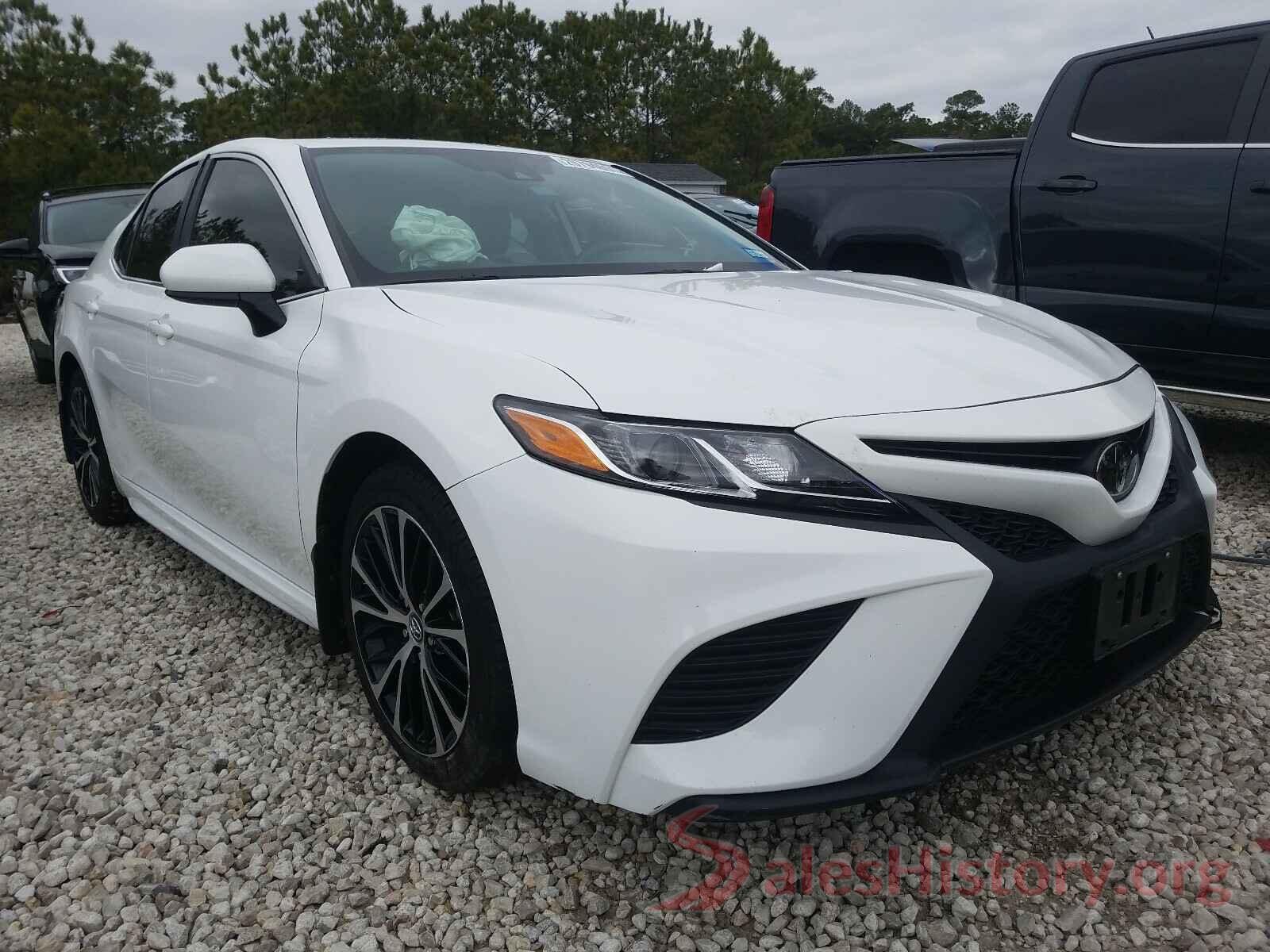 4T1B11HK5KU679157 2019 TOYOTA CAMRY