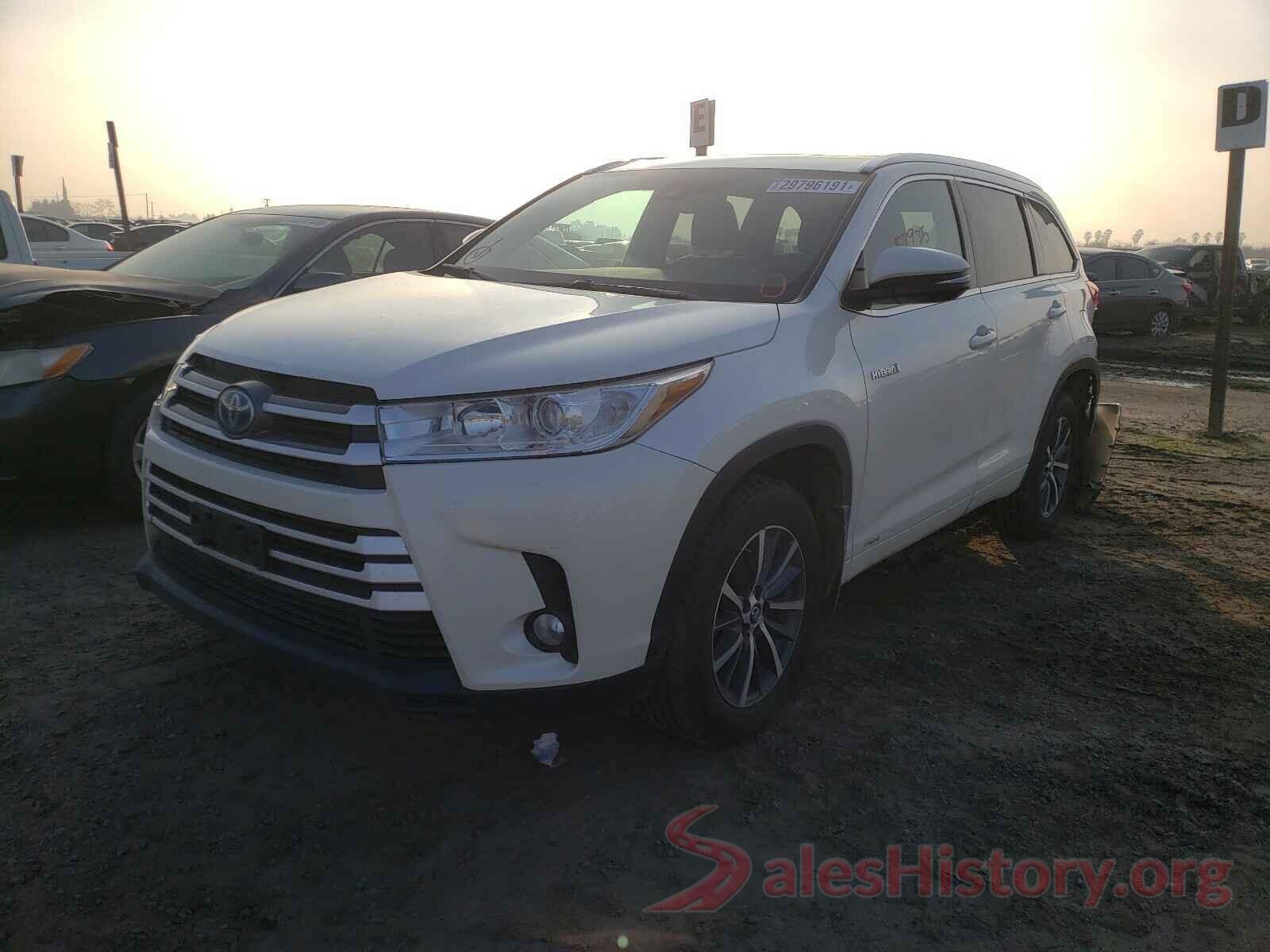 5TDJGRFH8JS037264 2018 TOYOTA HIGHLANDER