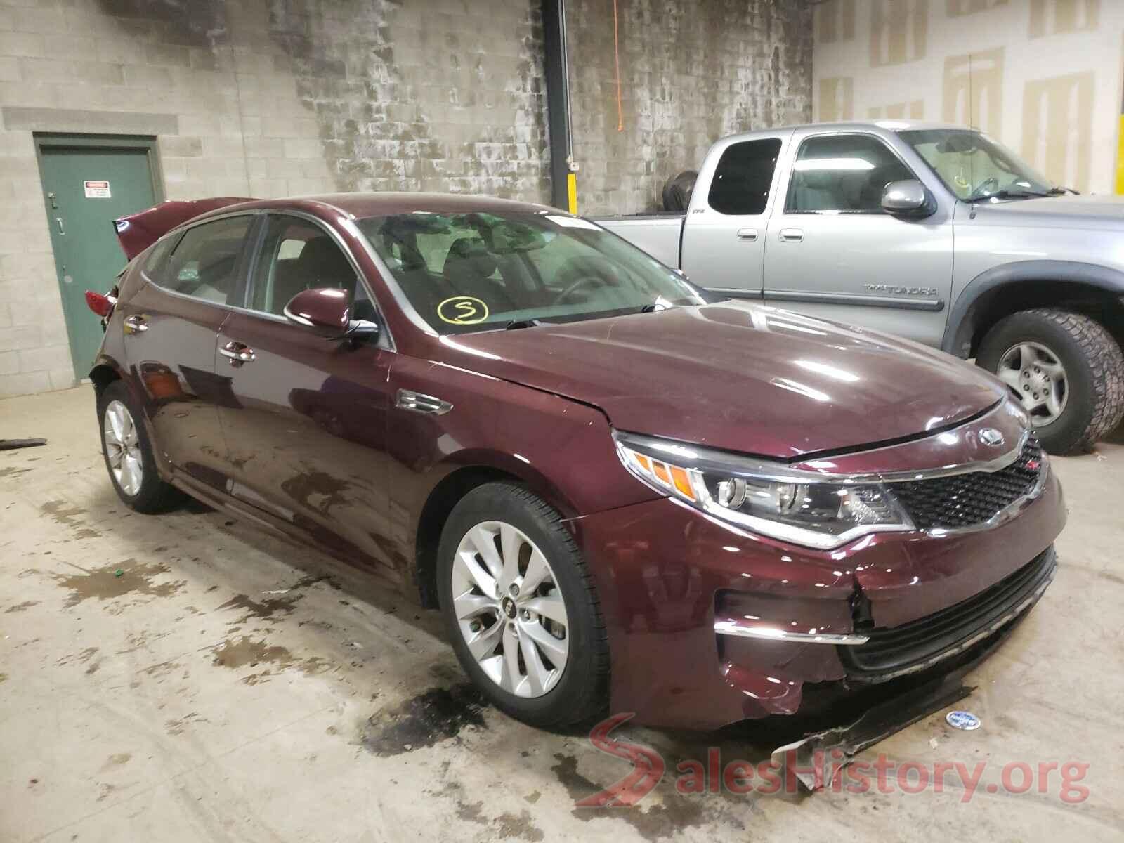 5XXGT4L38JG269365 2018 KIA OPTIMA