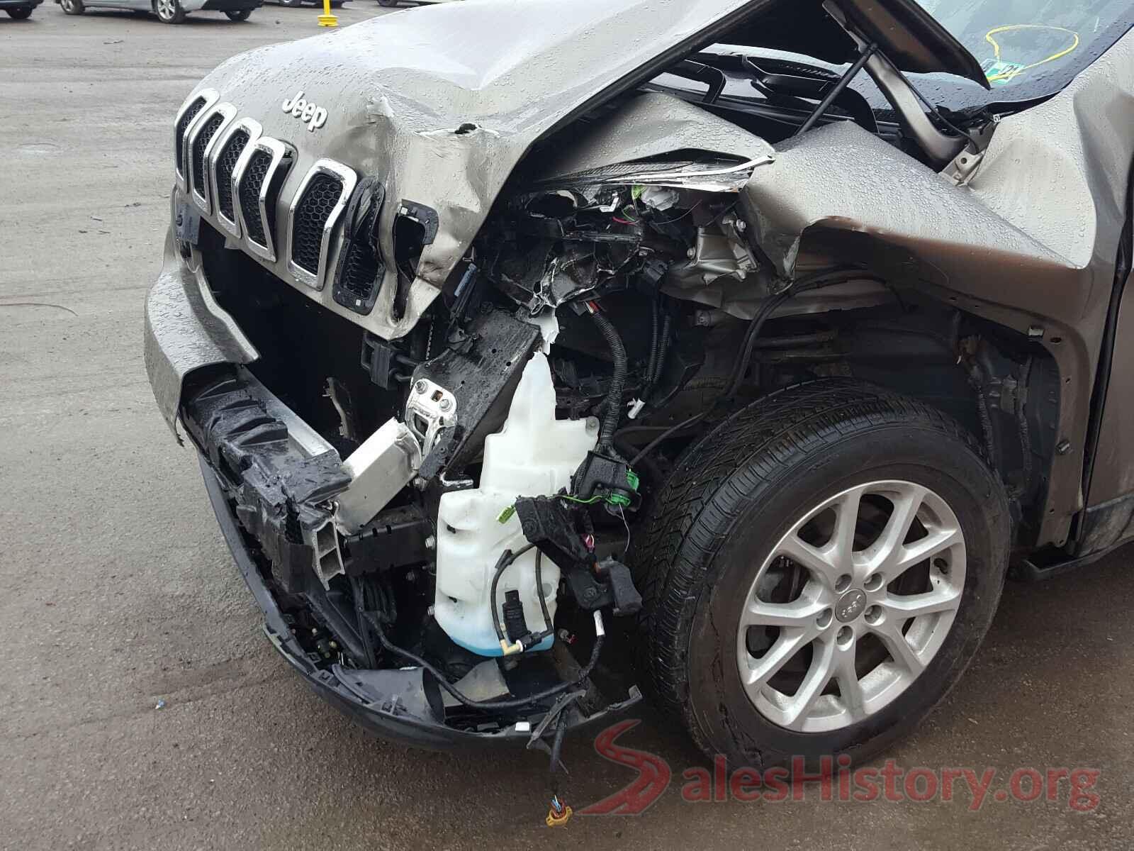 1C4PJMCB8HW565508 2017 JEEP CHEROKEE