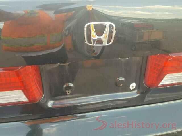 2HGFC2F53JH580682 2001 HONDA ACCORD