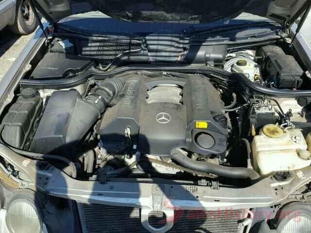 JTND4RBE8L3094811 1999 MERCEDES-BENZ E320