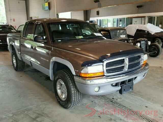 1HGCR2F35HA170717 2000 DODGE DAKOTA