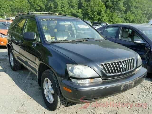 3N1CP5CU0KL479386 1999 LEXUS RX300