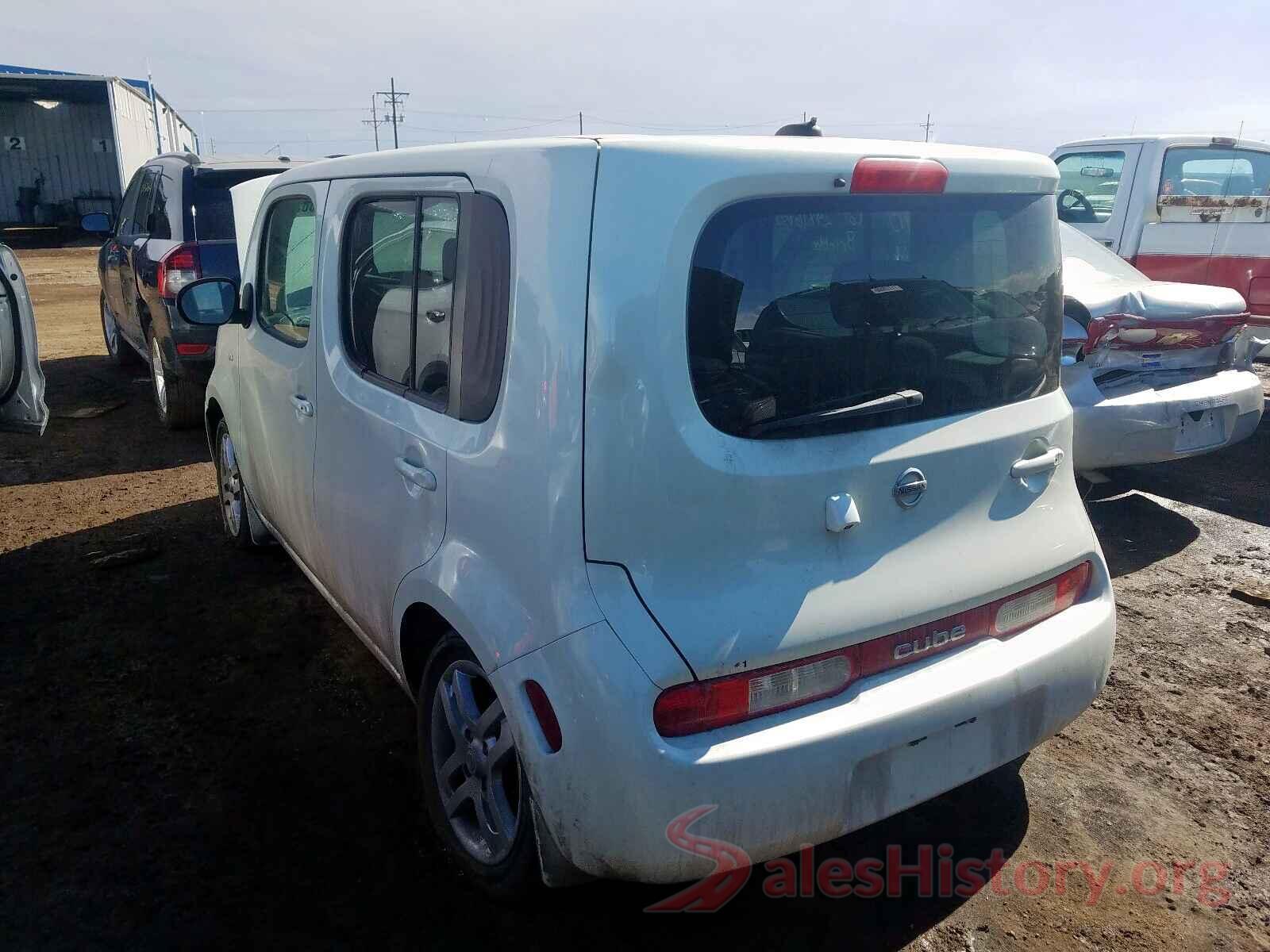 2T1BURHE9KC199589 2011 NISSAN CUBE