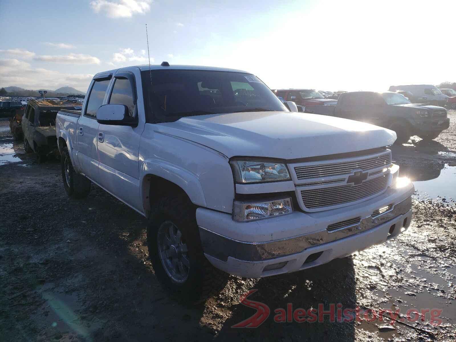 5NPD84LF1JH297317 2005 CHEVROLET SILVERADO