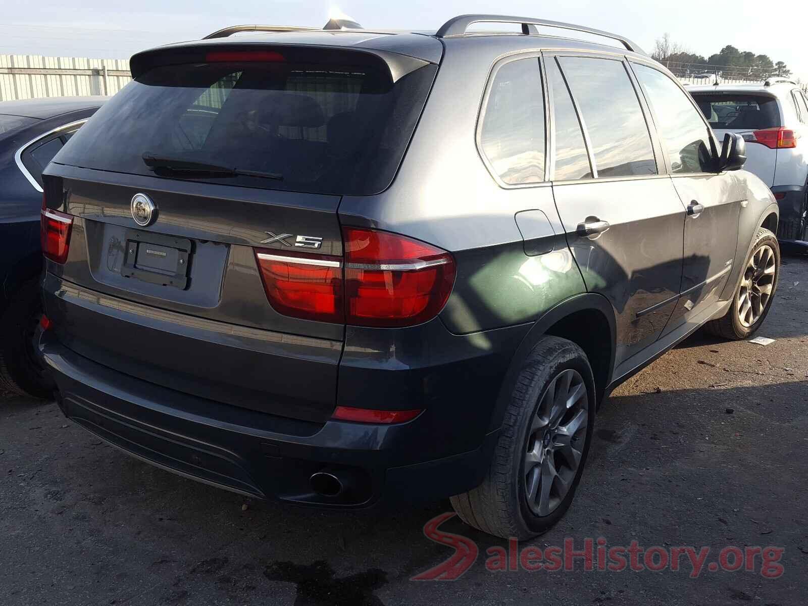 3N1AB7AP7GL677050 2011 BMW X5