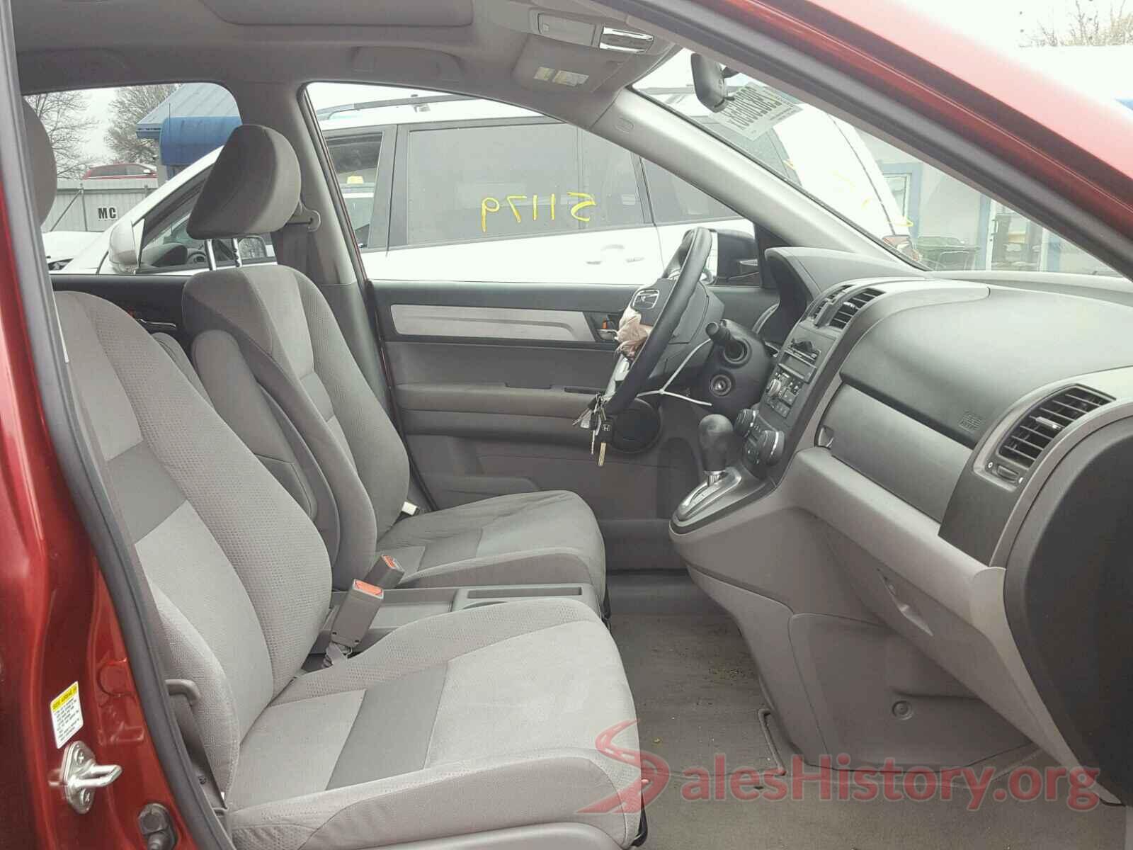 5XYPG4A38KG563577 2010 HONDA CRV