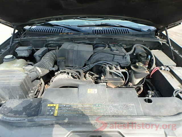 2HGFC2F55GH528284 2002 FORD EXPLORER