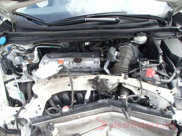 2T3RFREV5JW823325 2013 HONDA CRV