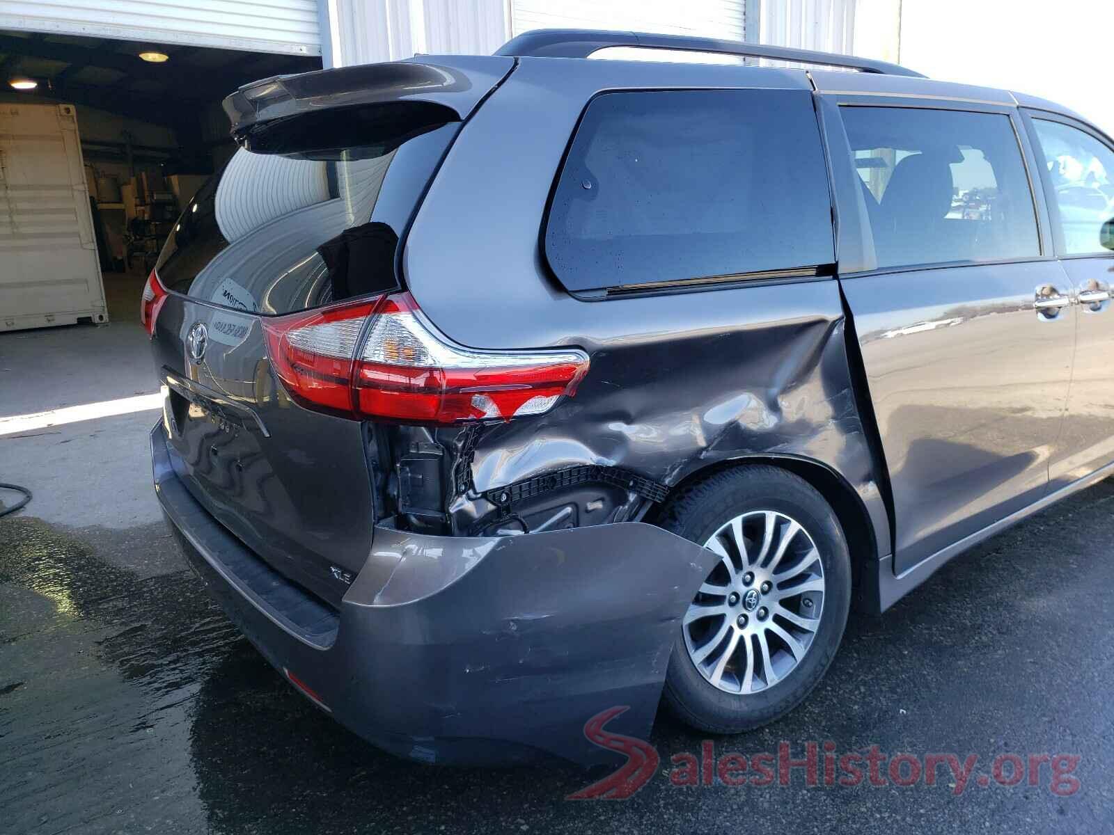 5TDYZ3DC2KS980491 2019 TOYOTA SIENNA