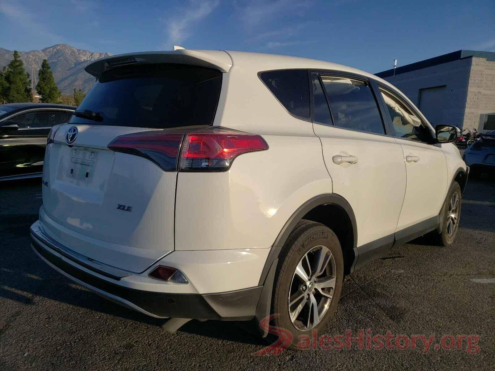 JTMWFREV0JJ726860 2018 TOYOTA RAV4