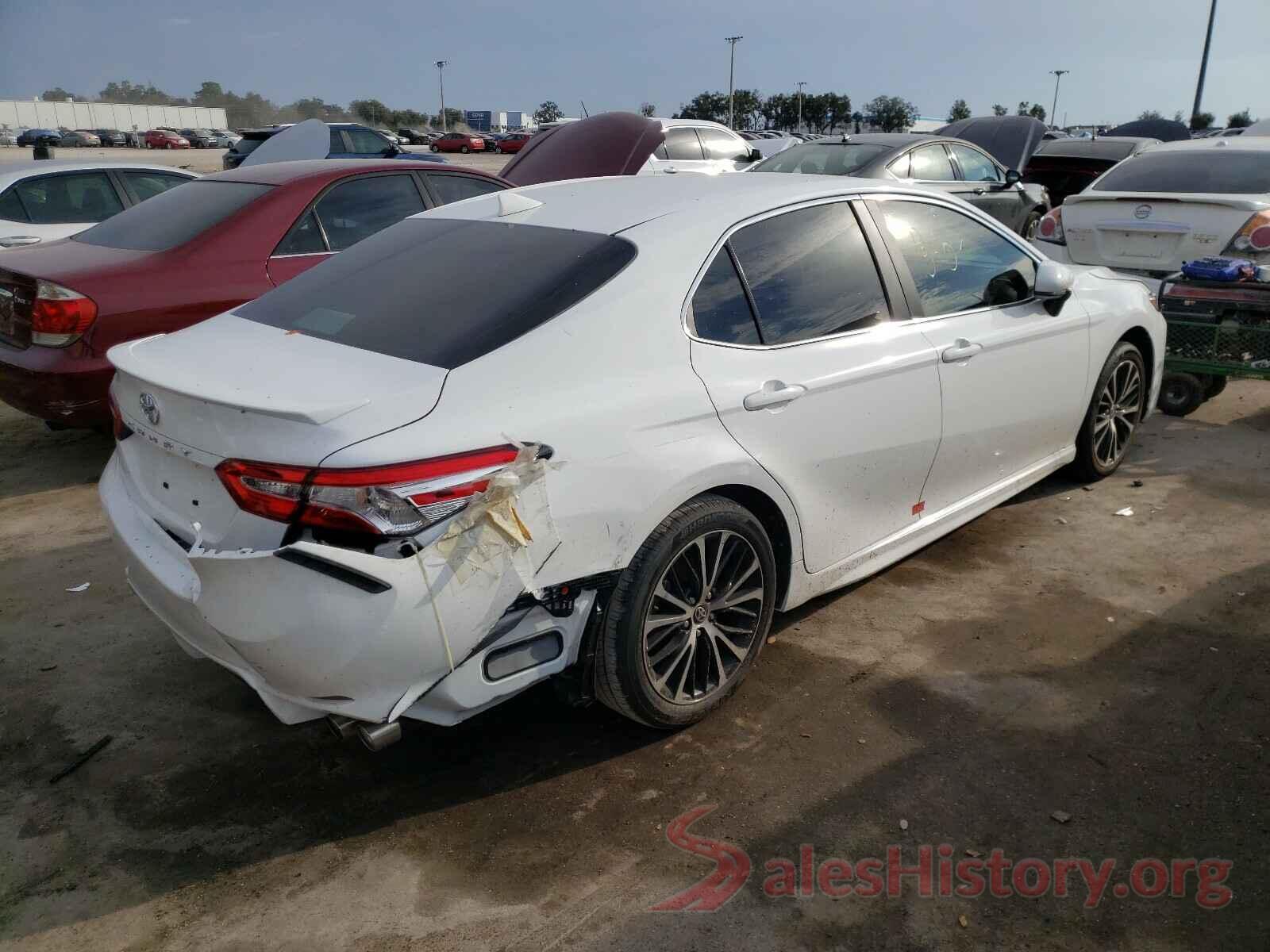 4T1G11AK1LU980882 2020 TOYOTA CAMRY