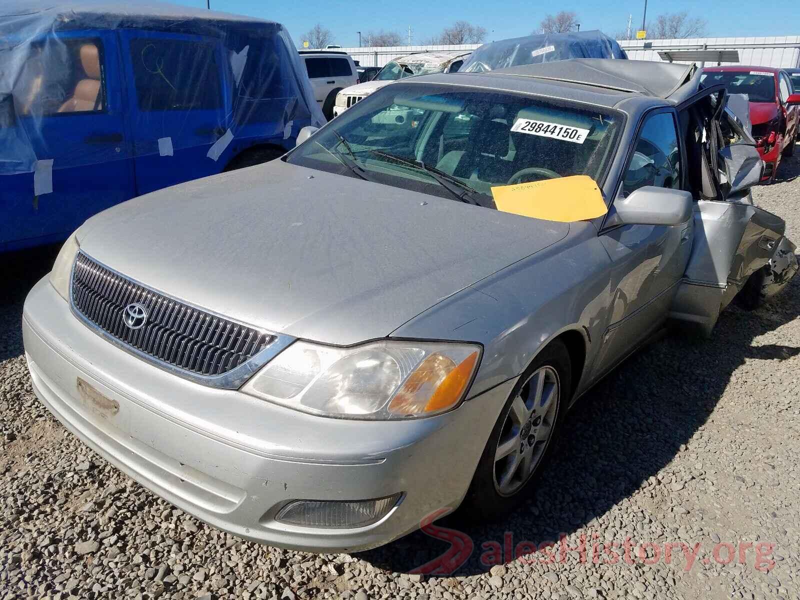 JTNKHMBXXJ1011212 2000 TOYOTA AVALON