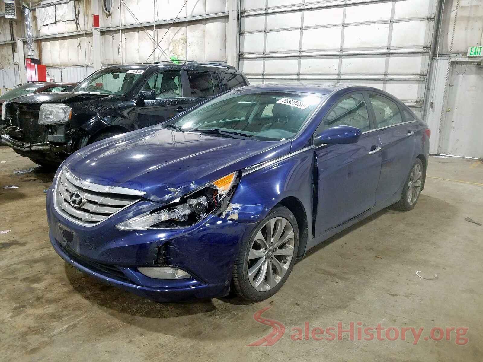 5YFBURHE1HP699951 2011 HYUNDAI SONATA