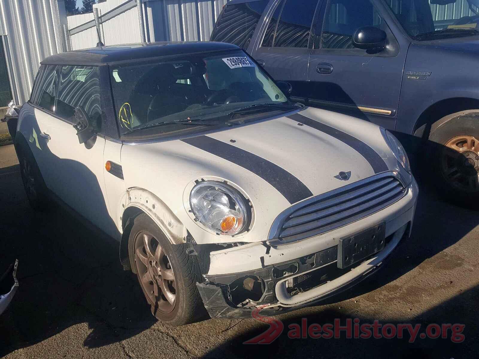 4T1BF1FK3HU695709 2009 MINI COOPER