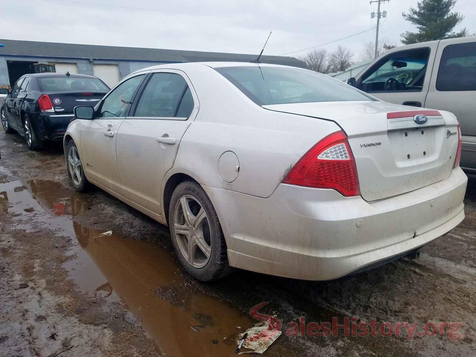 3N1CP5CU5KL501818 2010 FORD FUSION